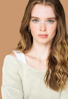 Summer Howell – Carrie White